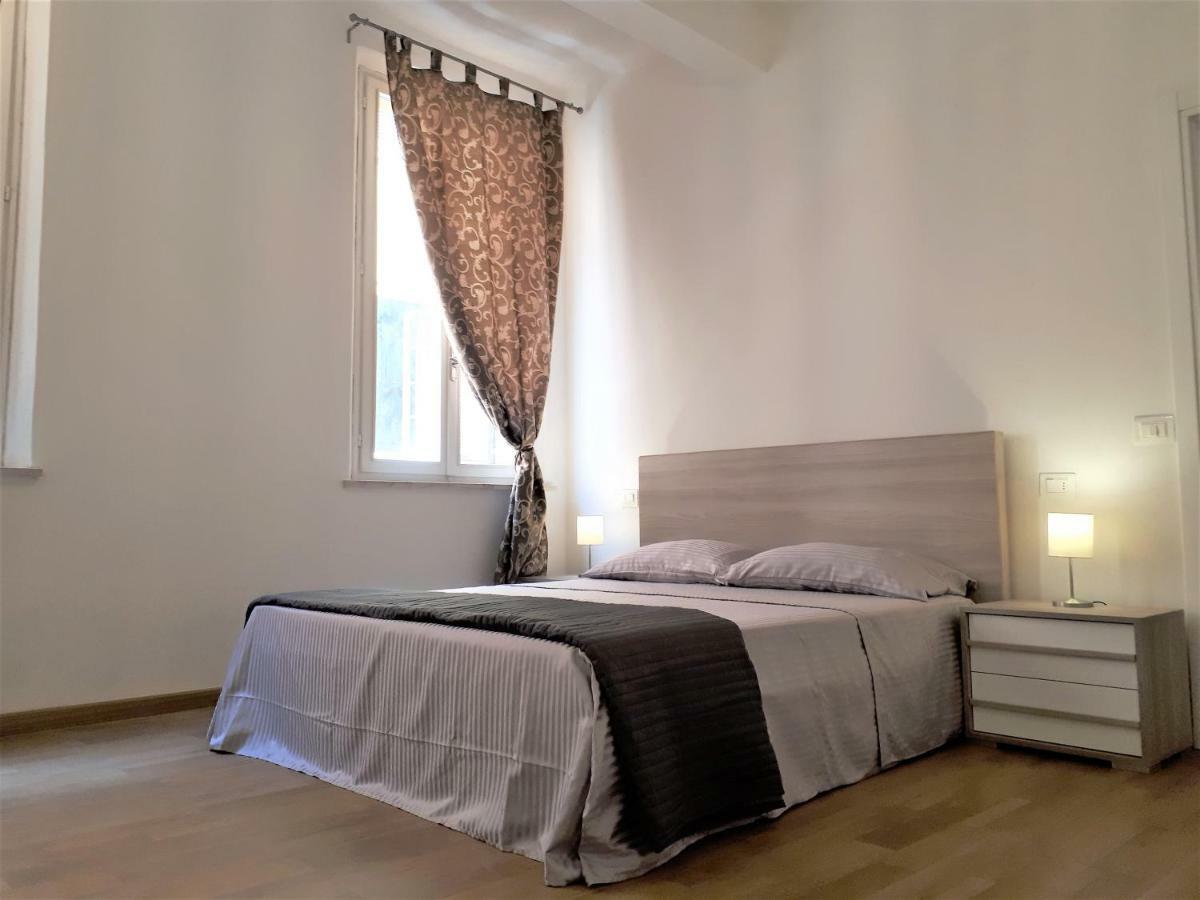 Apartamento La Campanella Módena Exterior foto
