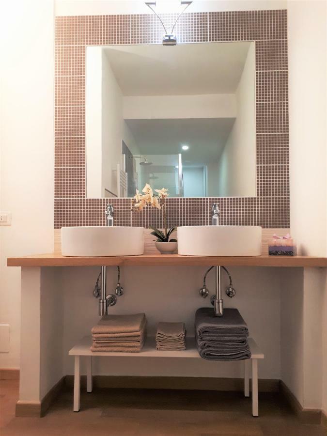 Apartamento La Campanella Módena Exterior foto